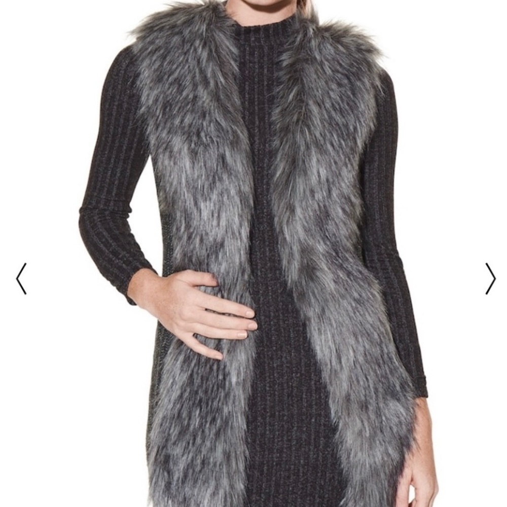 WHBM Marled Gray Sweater Vest with Fur Trim